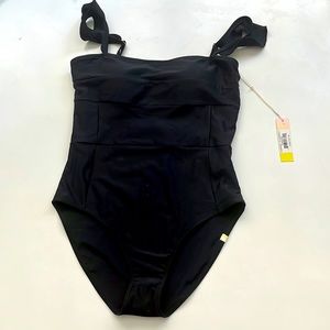 Summersalt Oasis Ruffle One Piece Suit, Size 8 Black